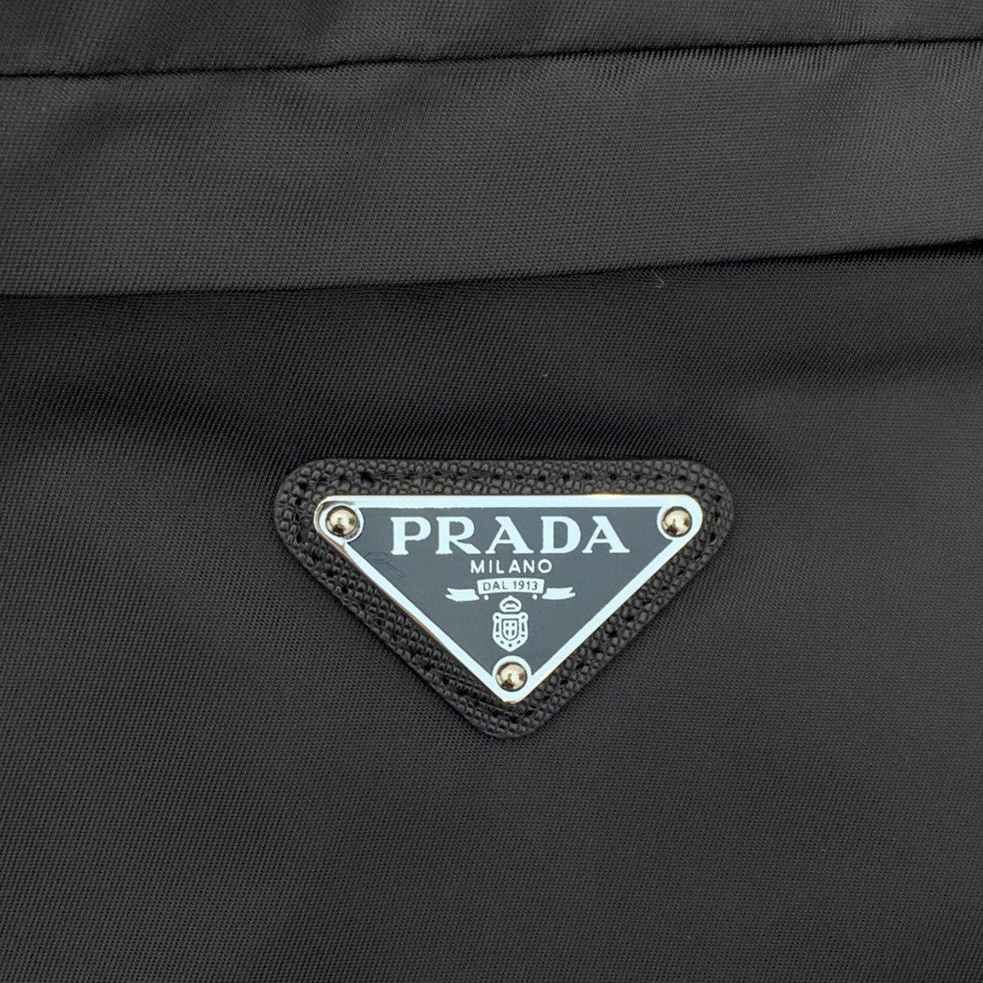 Pra*a Scarf