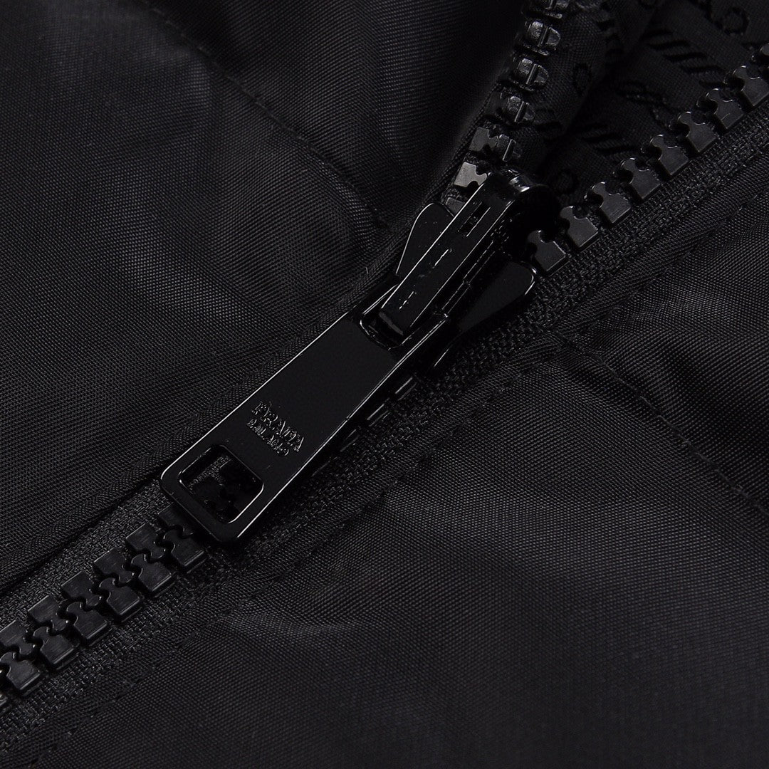Pra*a Jacket
