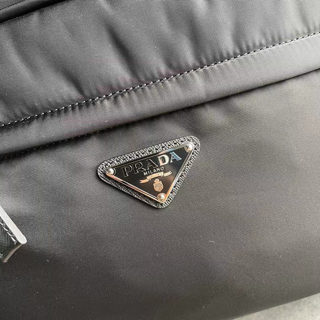 Pra*a Bag Dupe