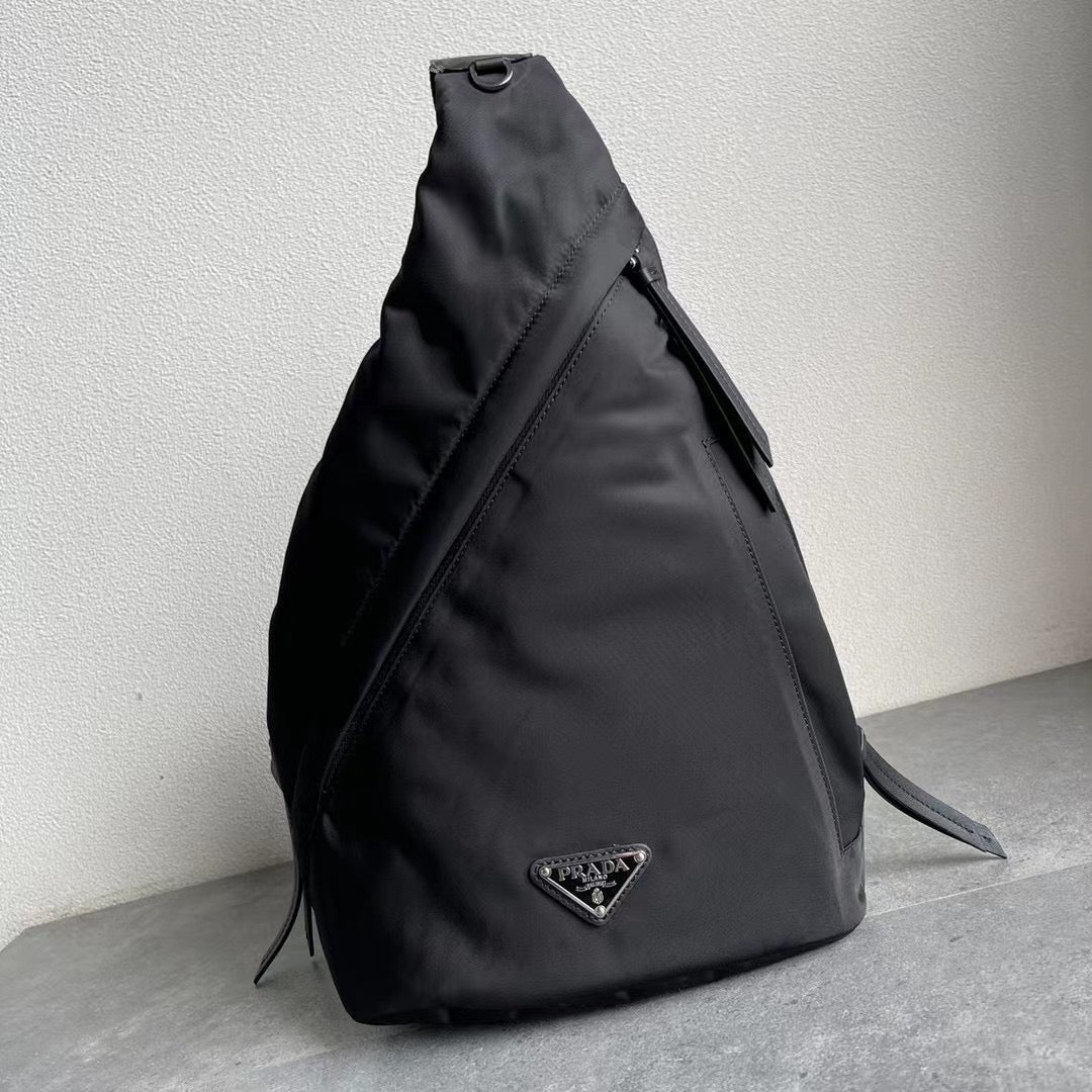 Pra*a Bag Dupe