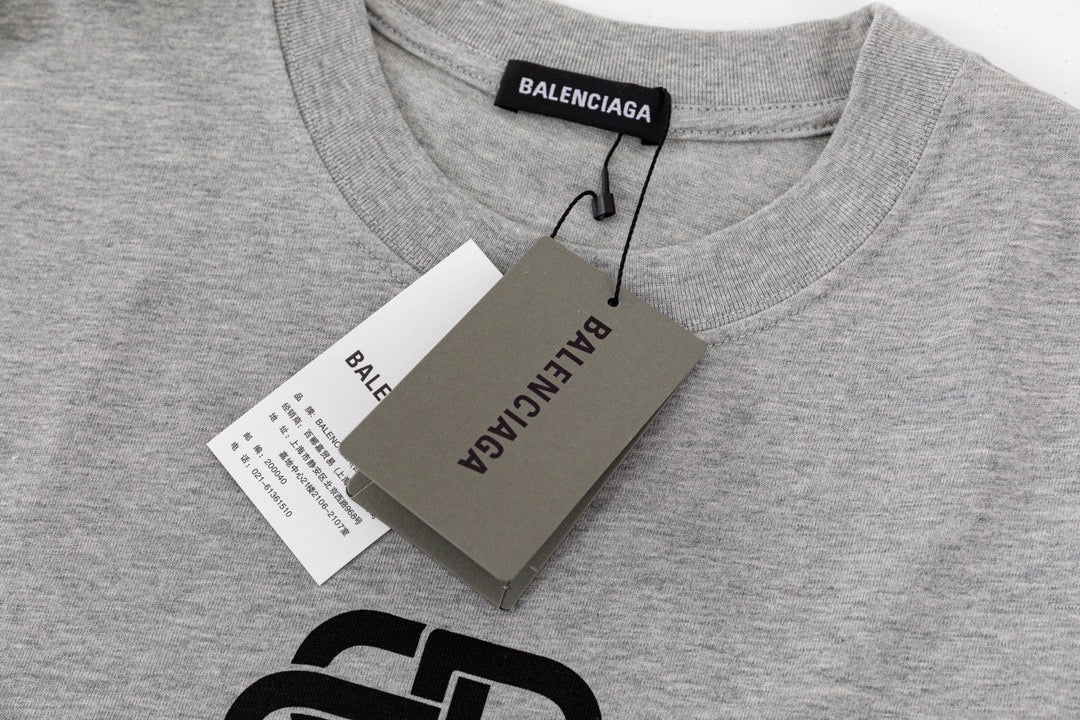 Ba1en*iaga T-shirt
