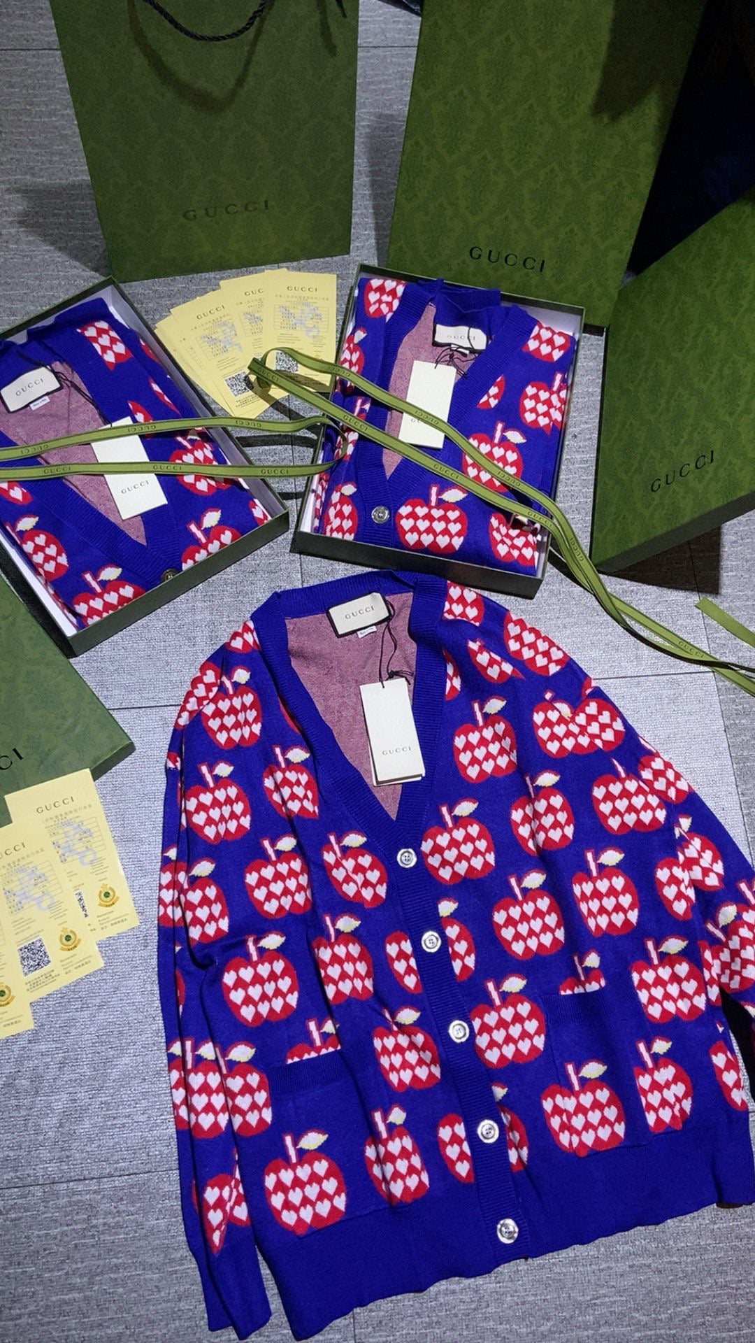 Gvc*1 Cardigan