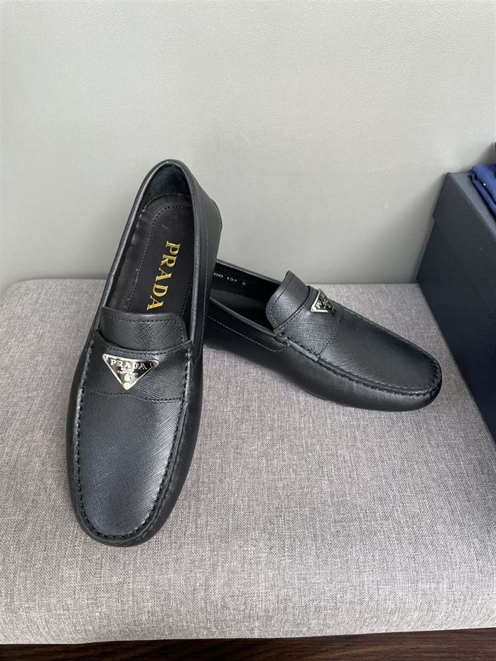 Pra*a SAFFIANO LEATHER DRIVER   PRS036