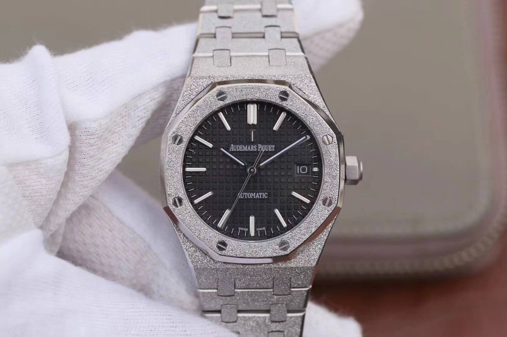 Replica Audemars P1g*et Royal Oak 15454BC.GG.1259BC.01 1:1 Best Edition JH Factory Black Dial