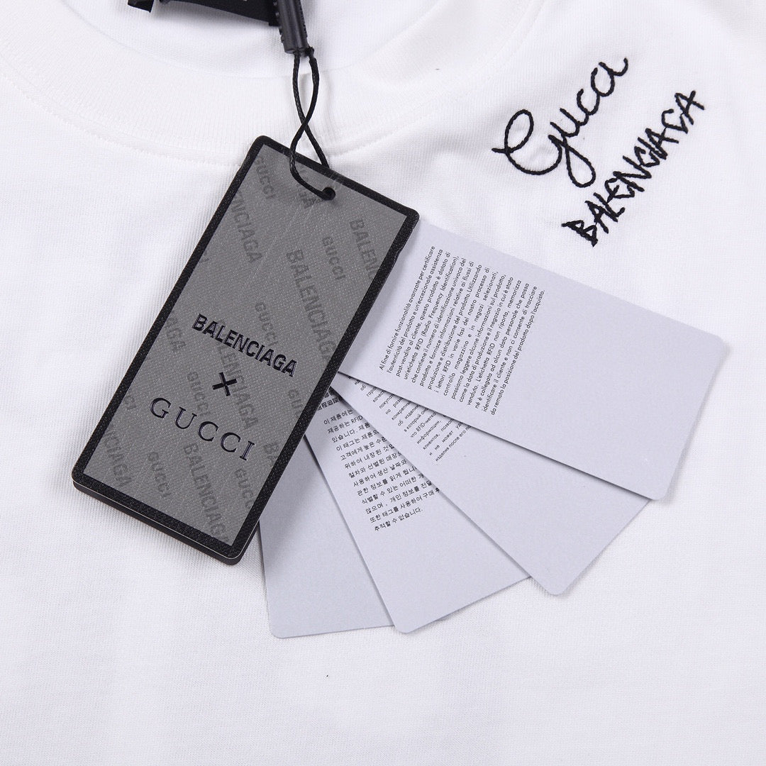 Gvc*1 x Ba1en*iaga T-shirt