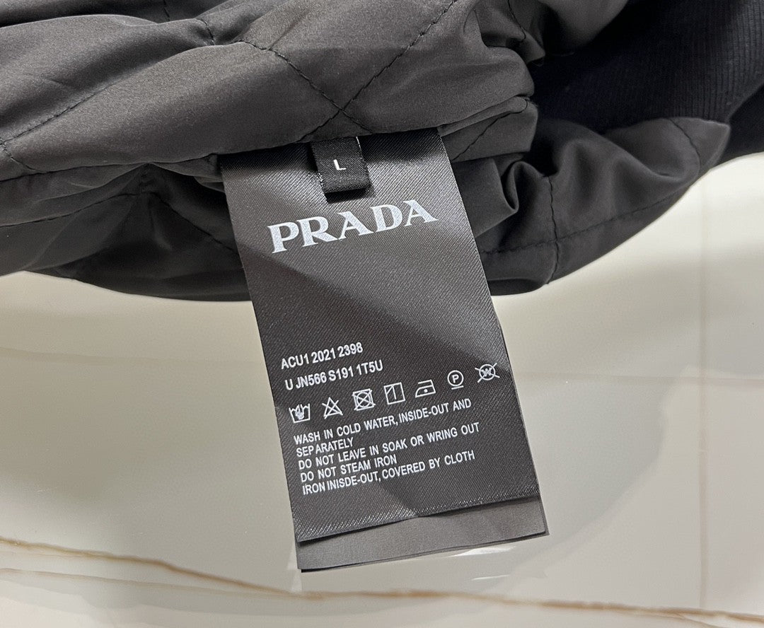 Pra*a Jacket