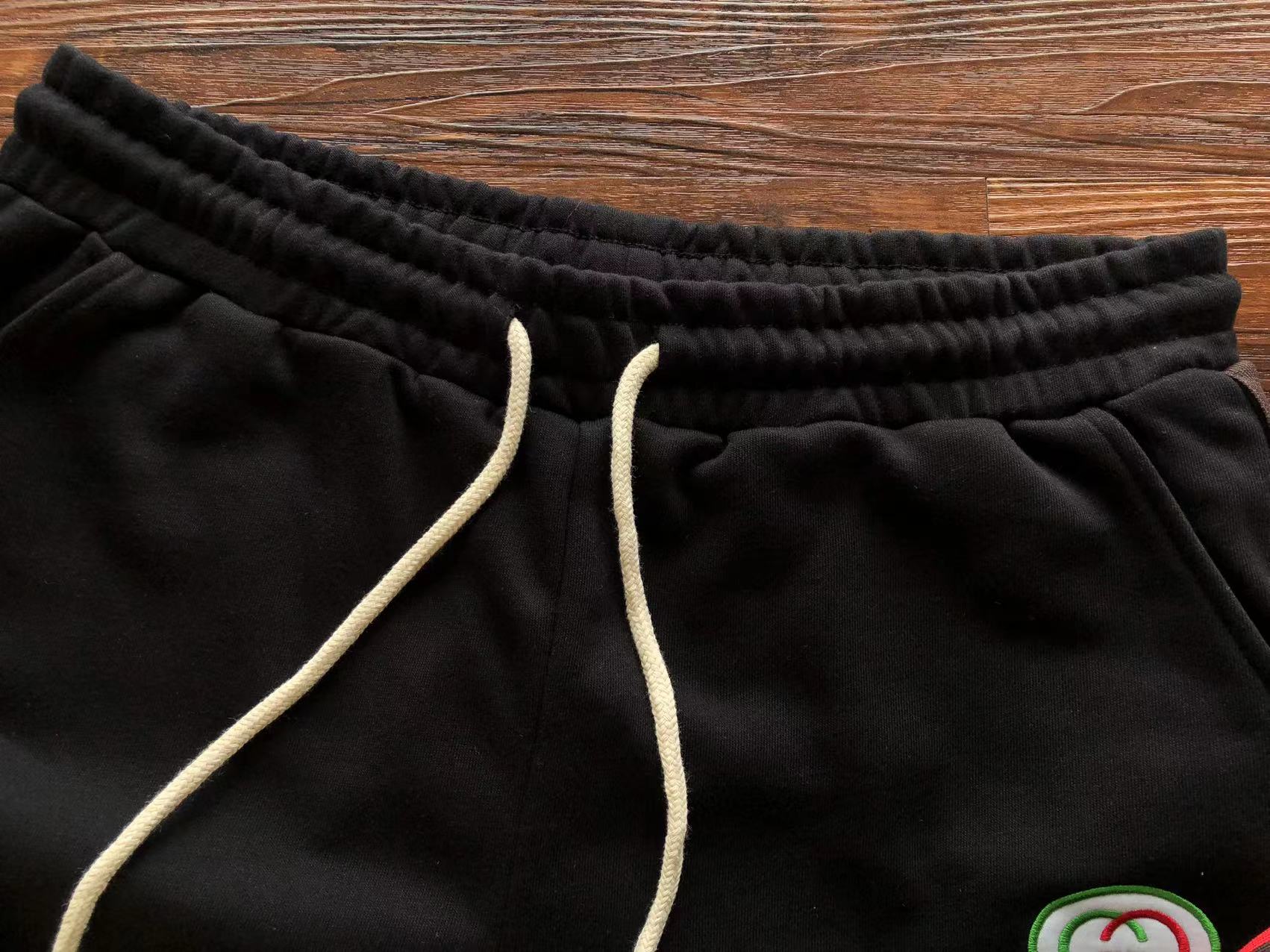 Gvc*1 Shorts