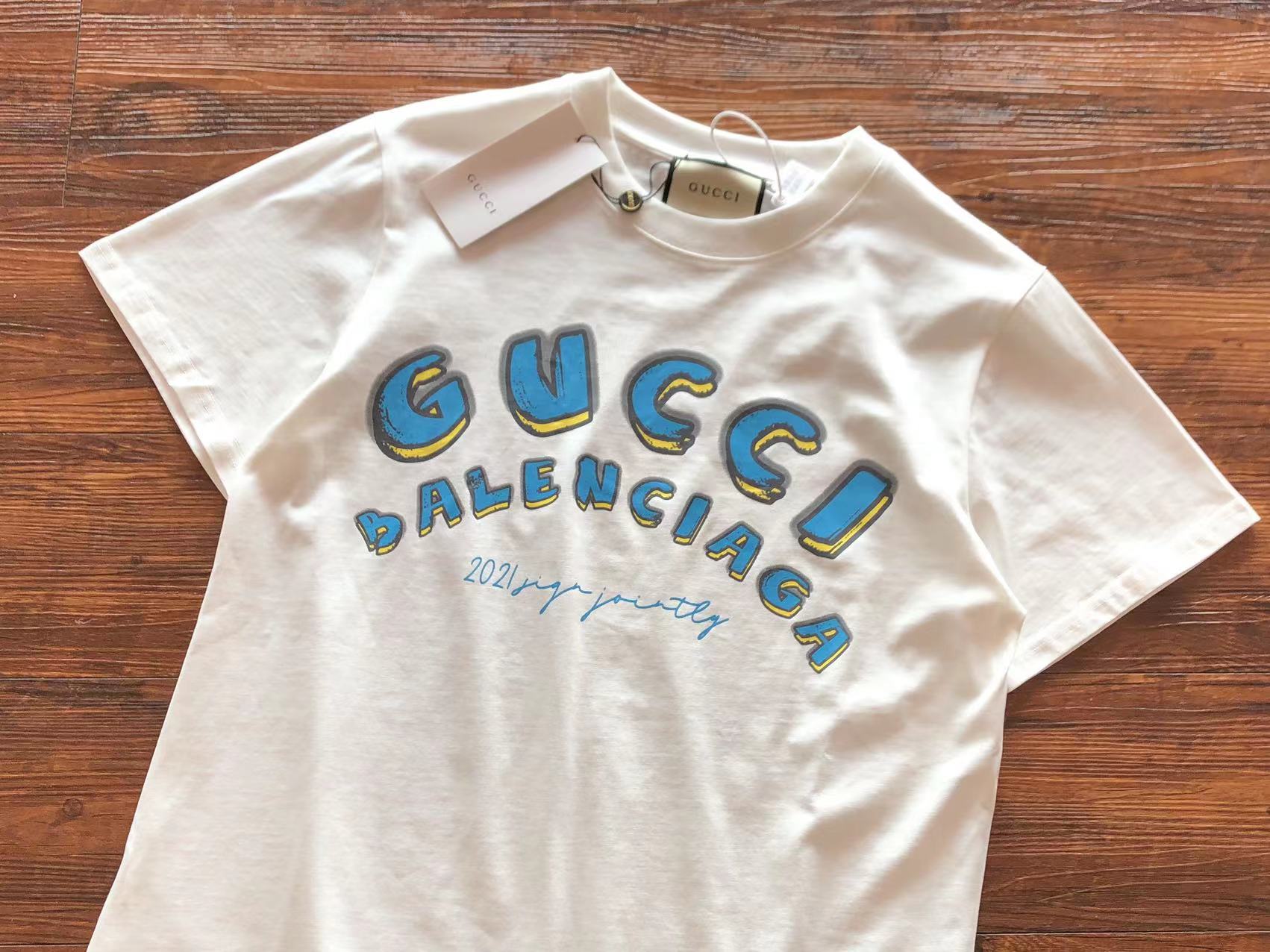 Gvc*1 x Ba1en*iaga T-shirt