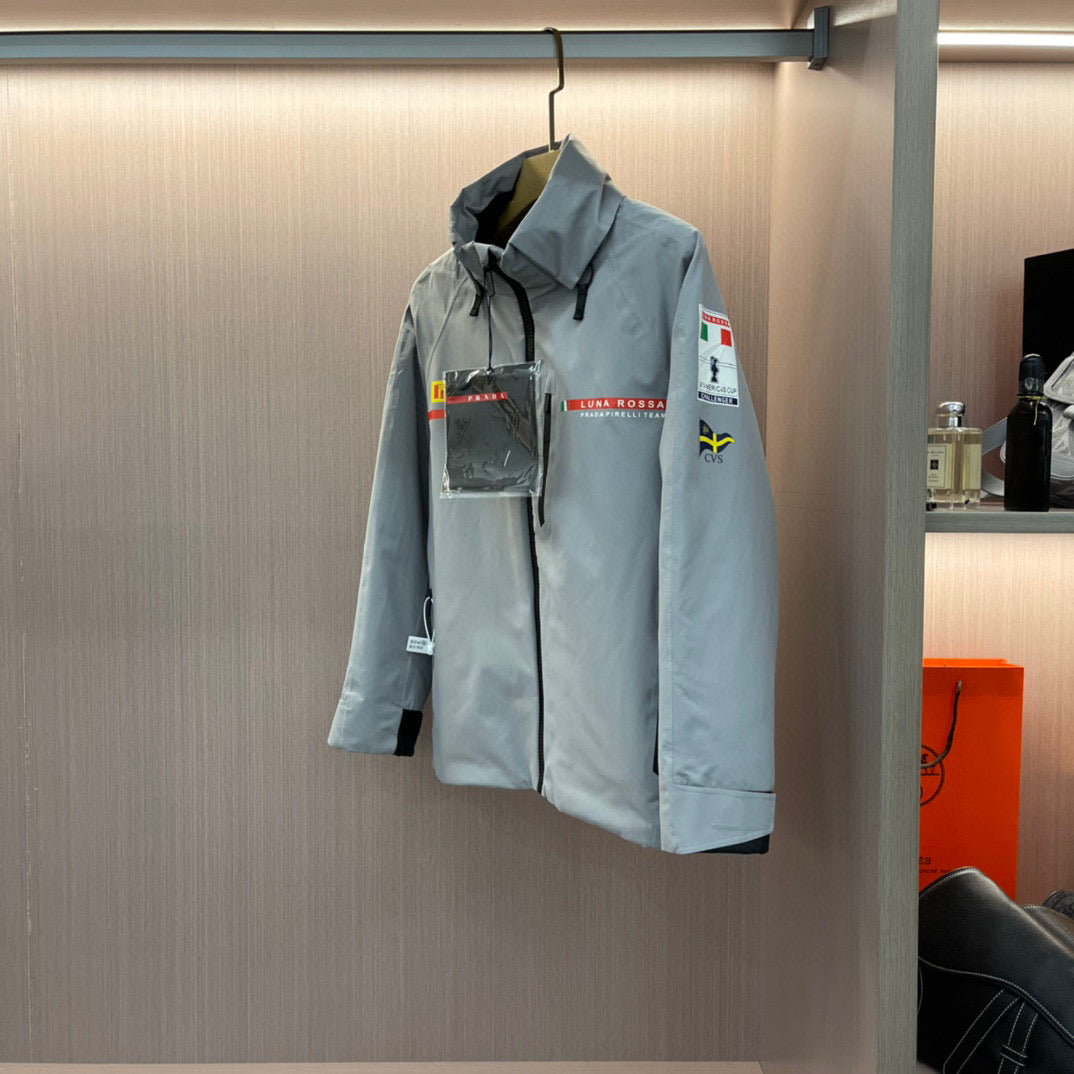 Pra*a Jacket