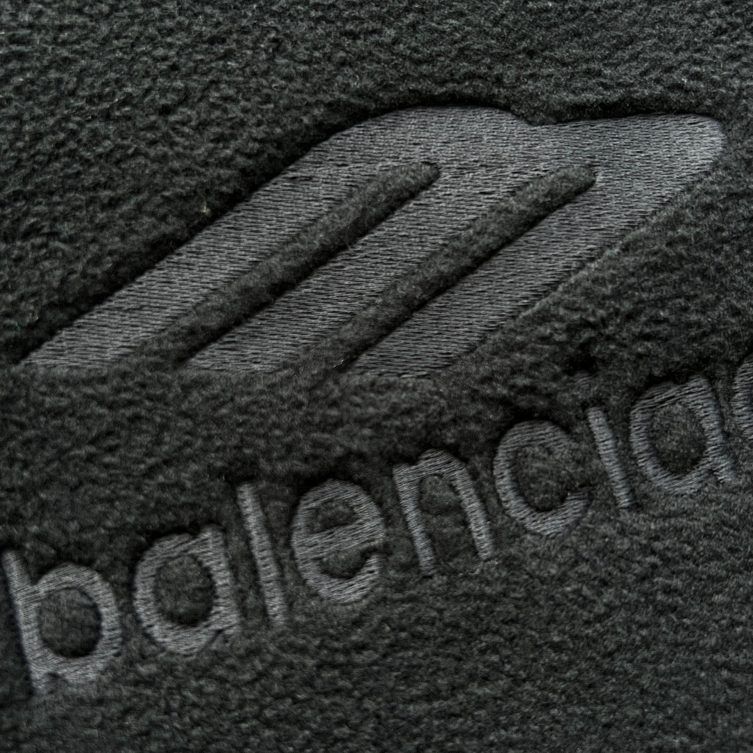 Ba1en*iaga Sweatshirt