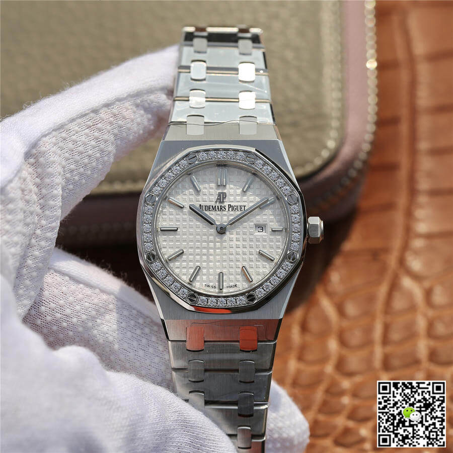 Replica Audemars P1g*et Royal Oak 67650 1:1 Best Edition JF Factory D1am0nd Bezel