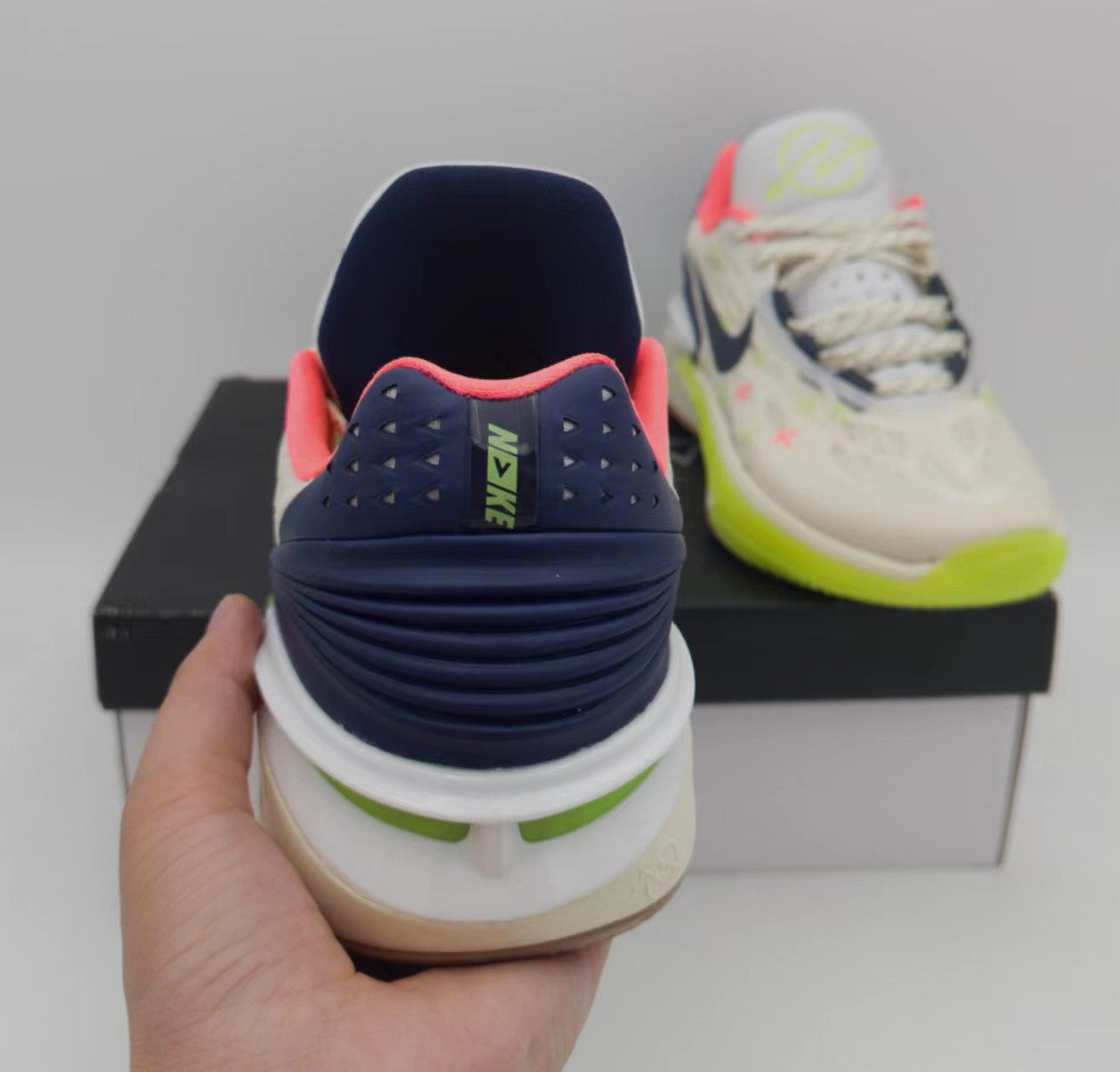 NIKE ZOOM GT CUT 2 x CROSSHAIRS