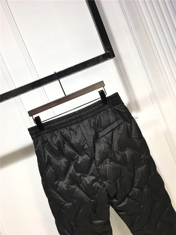 2022fw F**di Down Pants