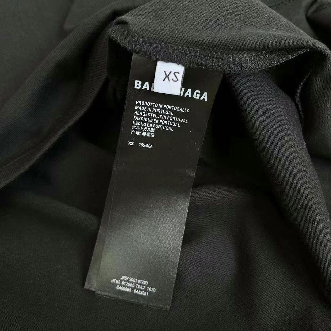 Ba1en*iaga T-shirt