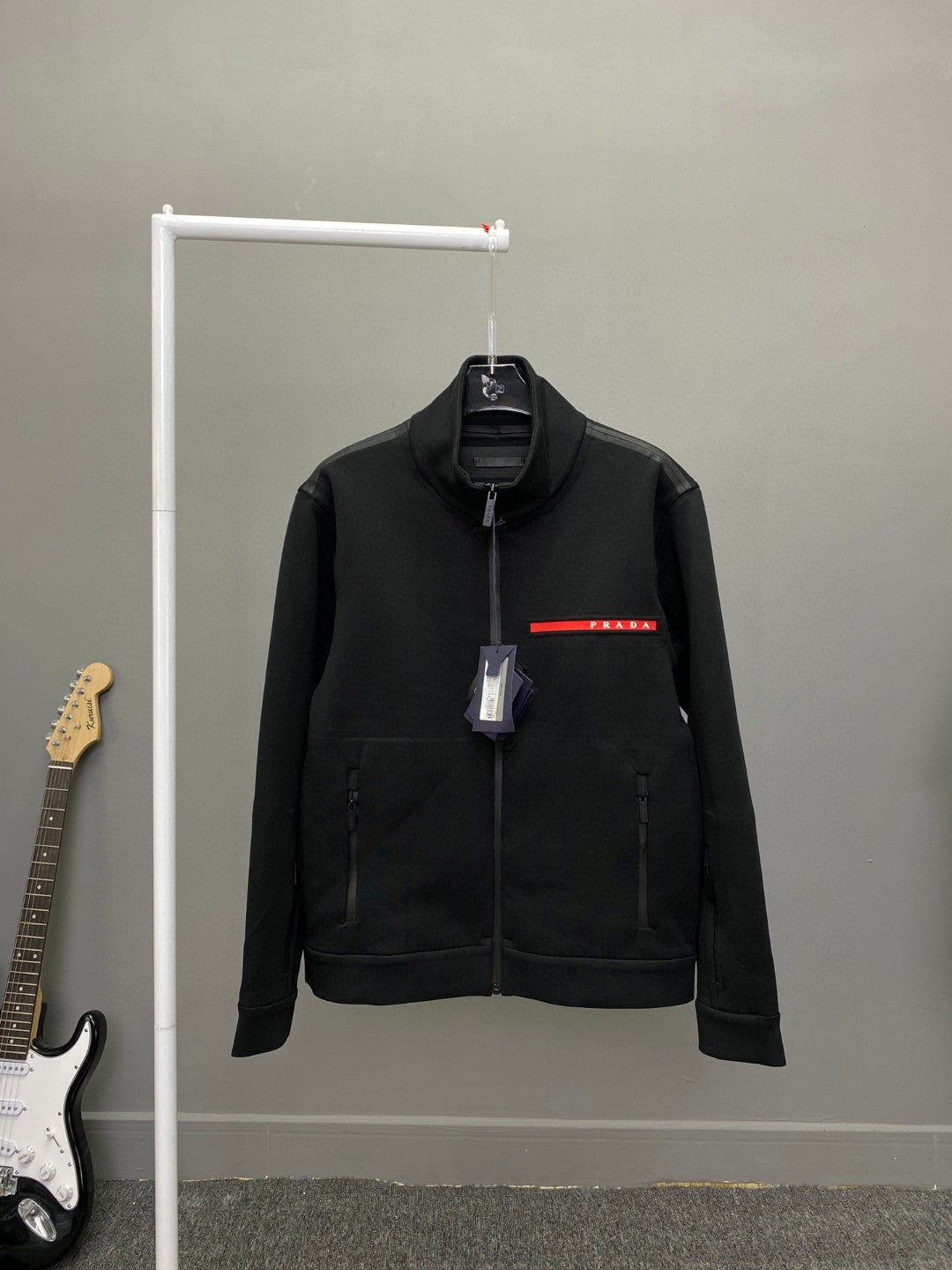 Pra*a Jacket