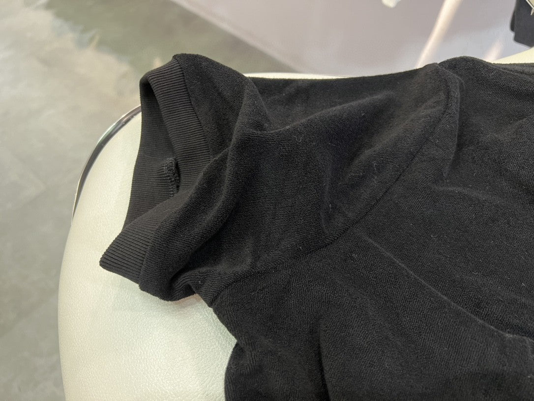 Pra*a Short Sleeve Sweatshirt