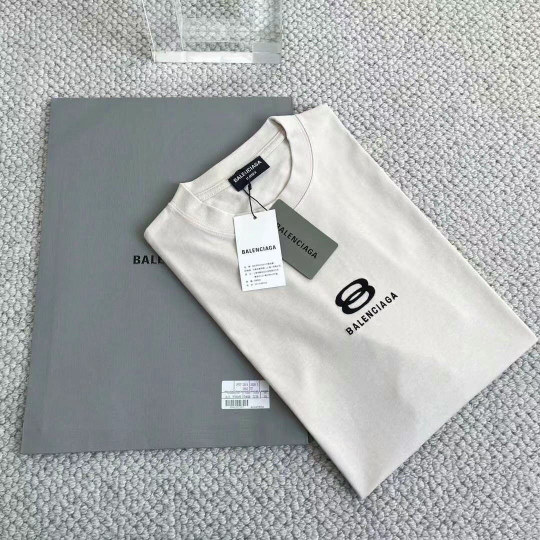 Ba1en*iaga T-shirt