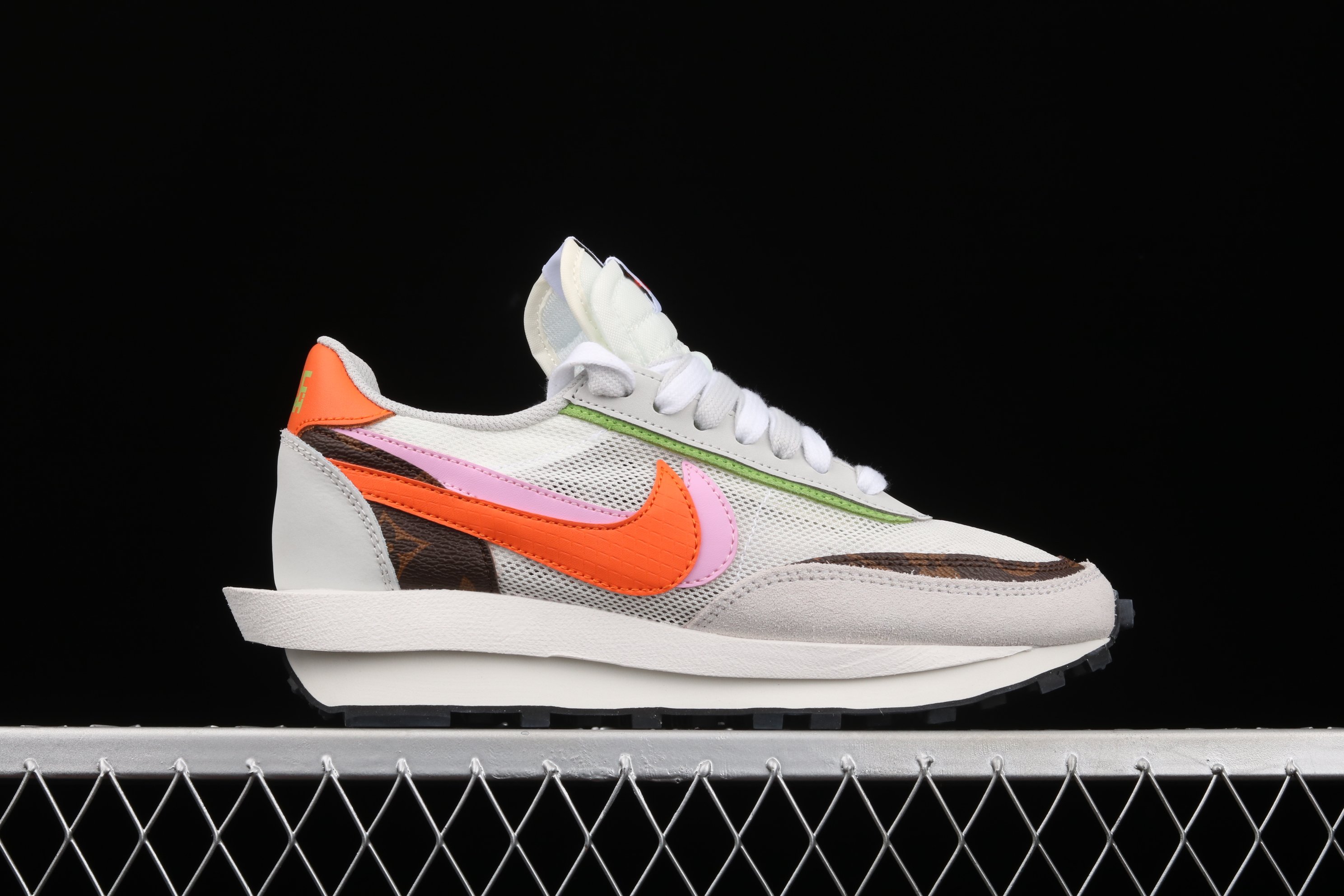 Sacai x Nike LVD Waffle Daybreak Medium Grey/Orange-Pink