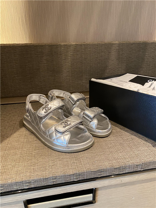 Ch**el flat beach shoes sandals