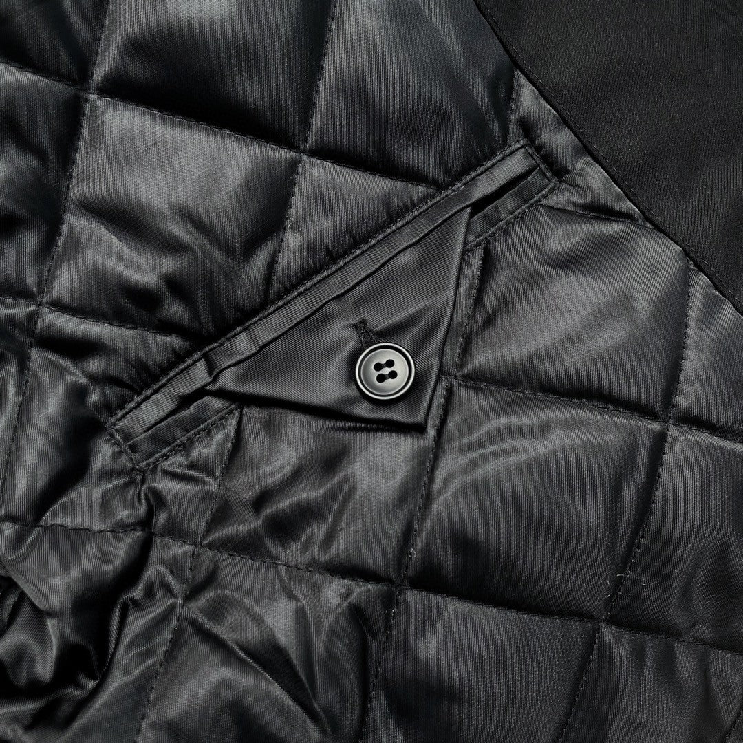 Pra*a Jacket