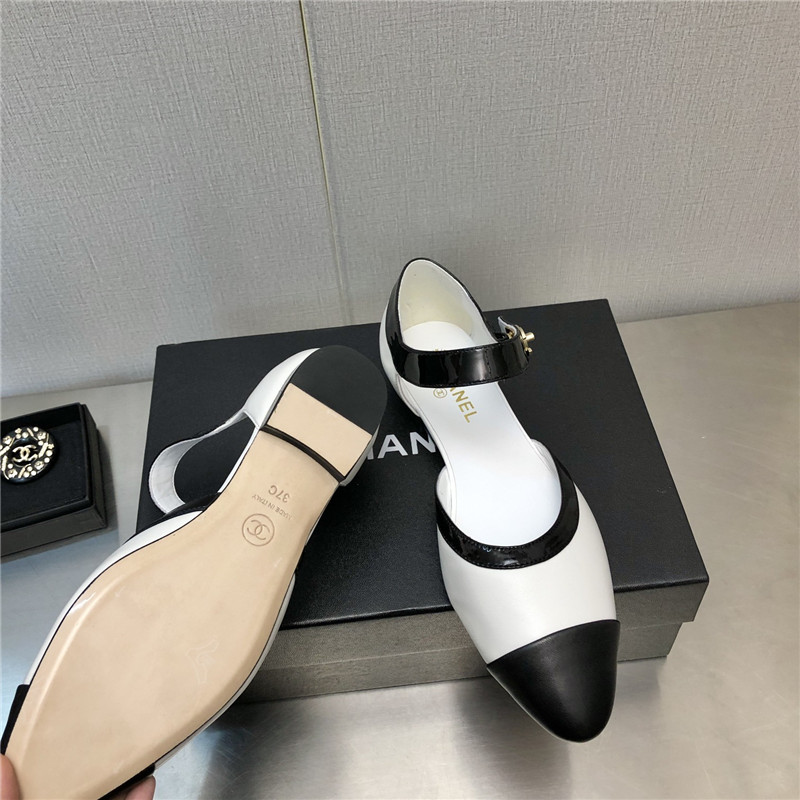 Ch**el flat sandals