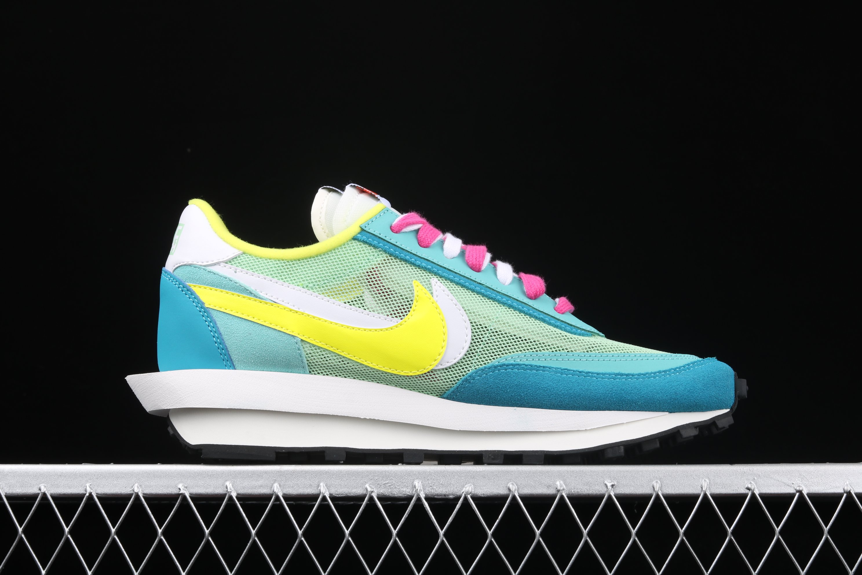Nike LDV Waffle, Sacai Blue Green Yellow White