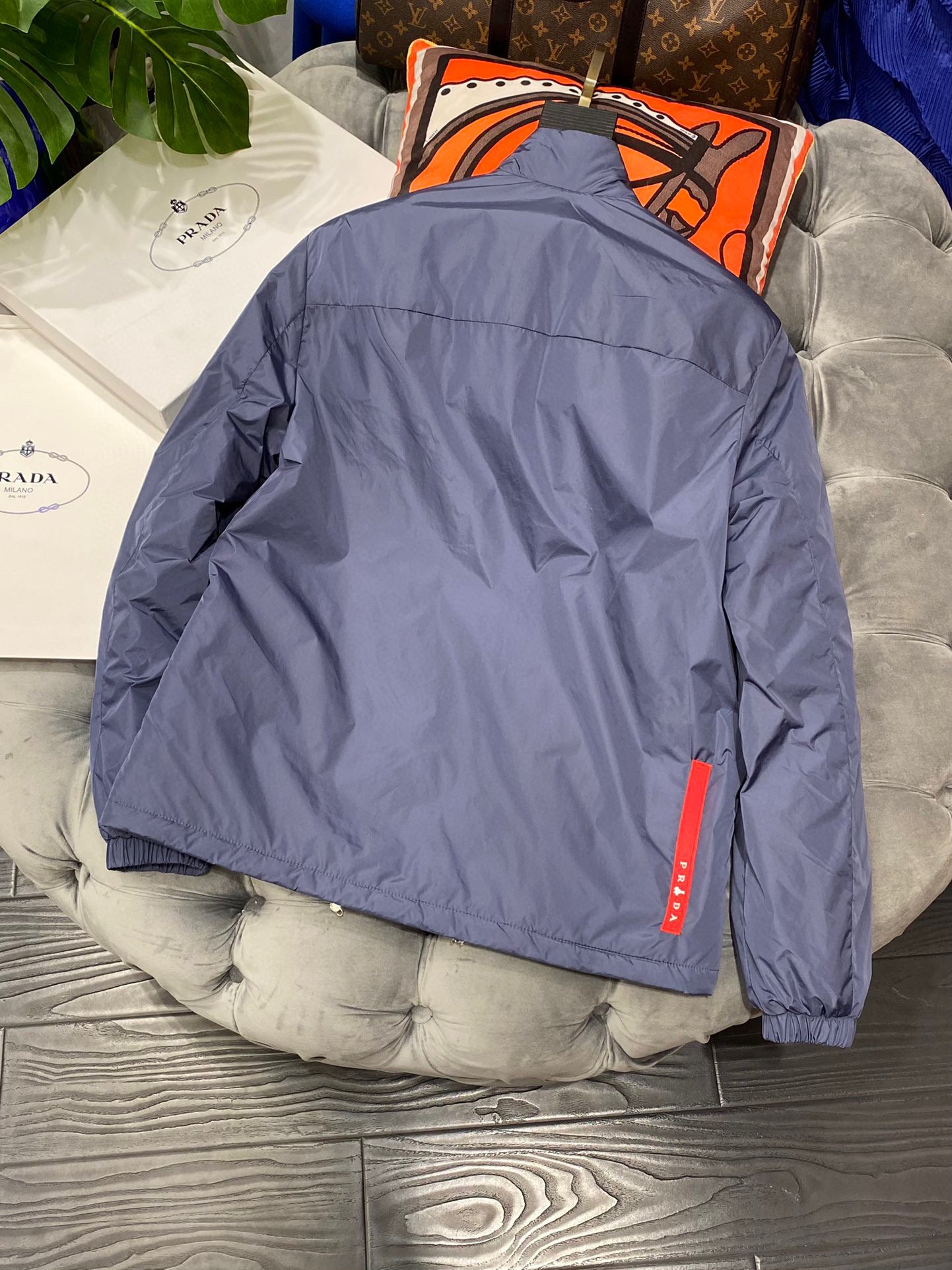 Pra*a Jacket