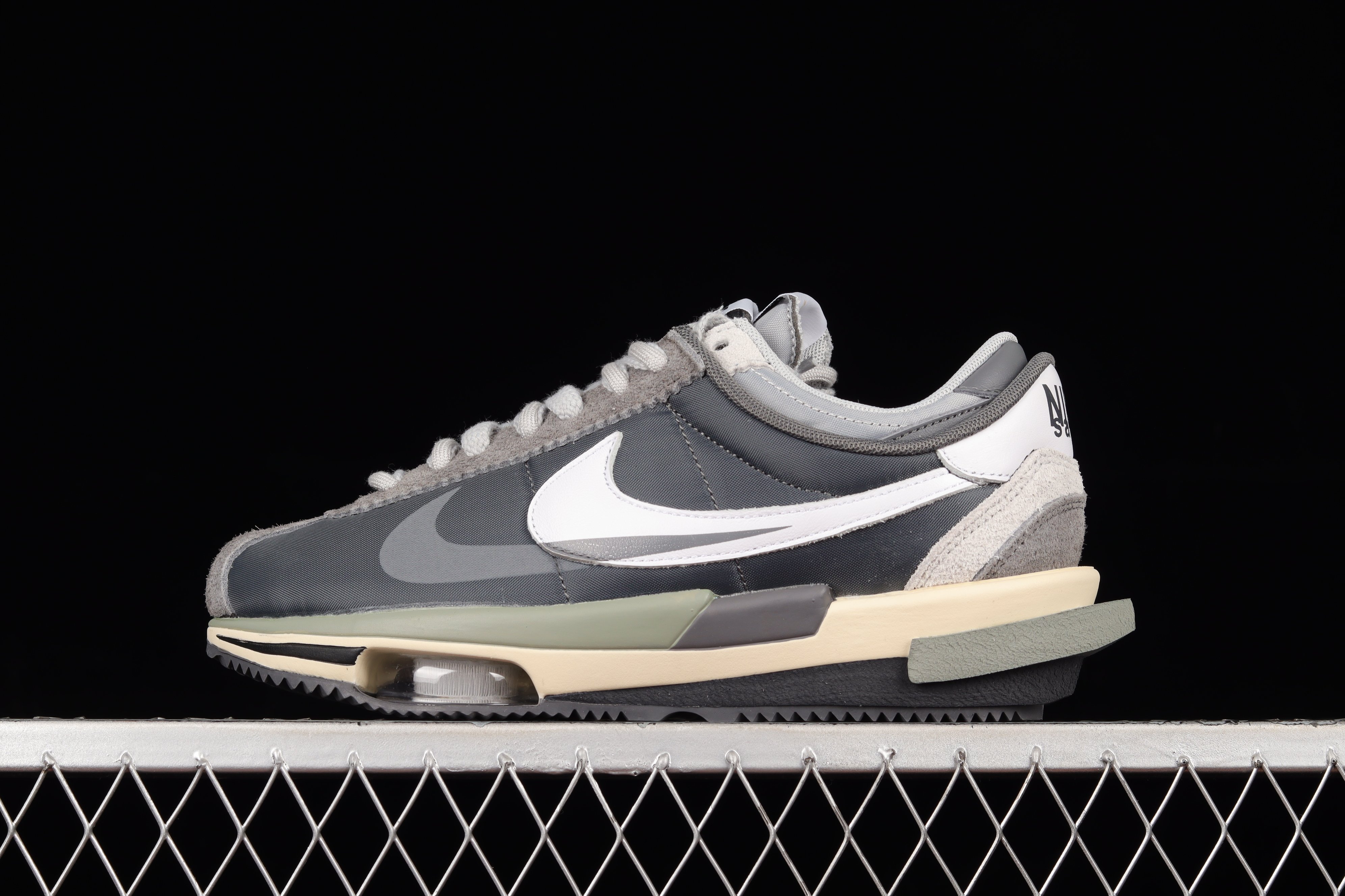 Sacai x Nike Zoom Cortez 4.0 Dark Grey White Green