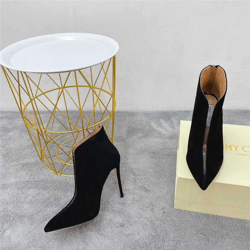 J1m*y Ch00 Pearl Heels Dupe pointed toe heeled booties
