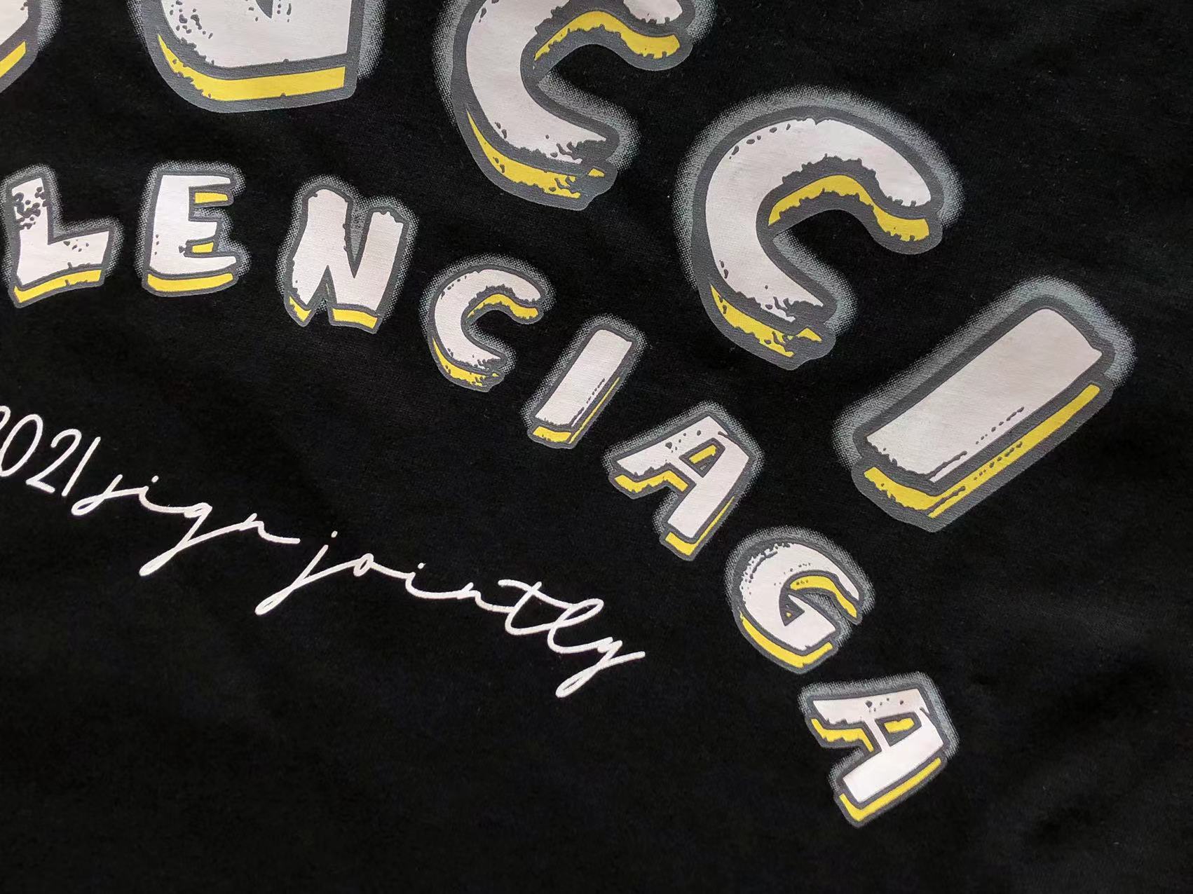 Gvc*1 x Ba1en*iaga T-shirt