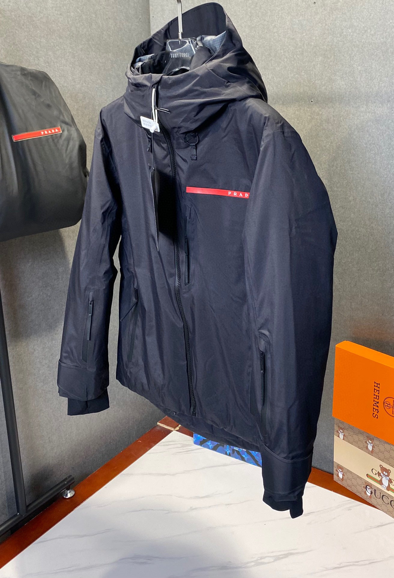 Pra*a Jacket