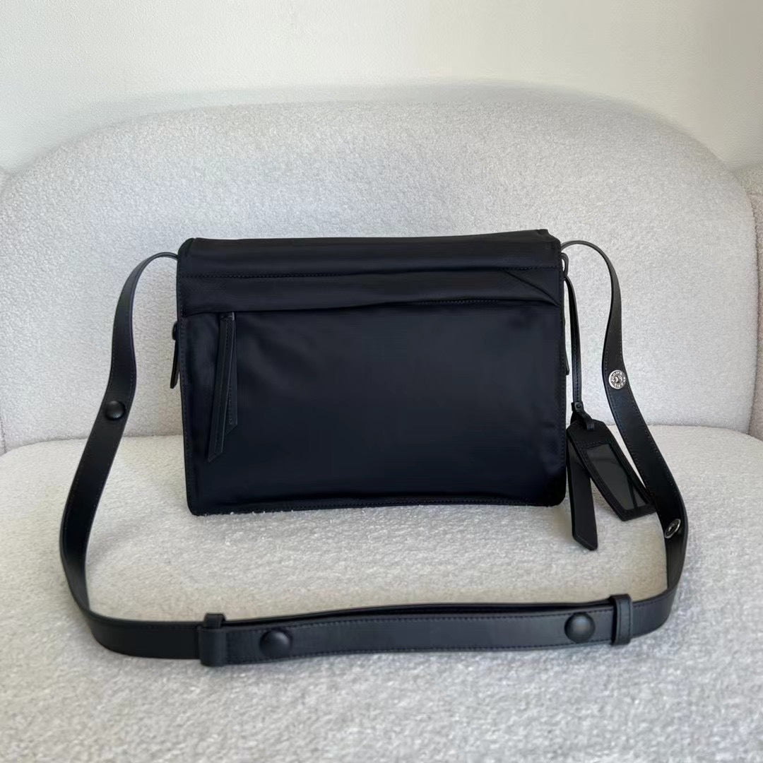 Pra*a Bag Dupe