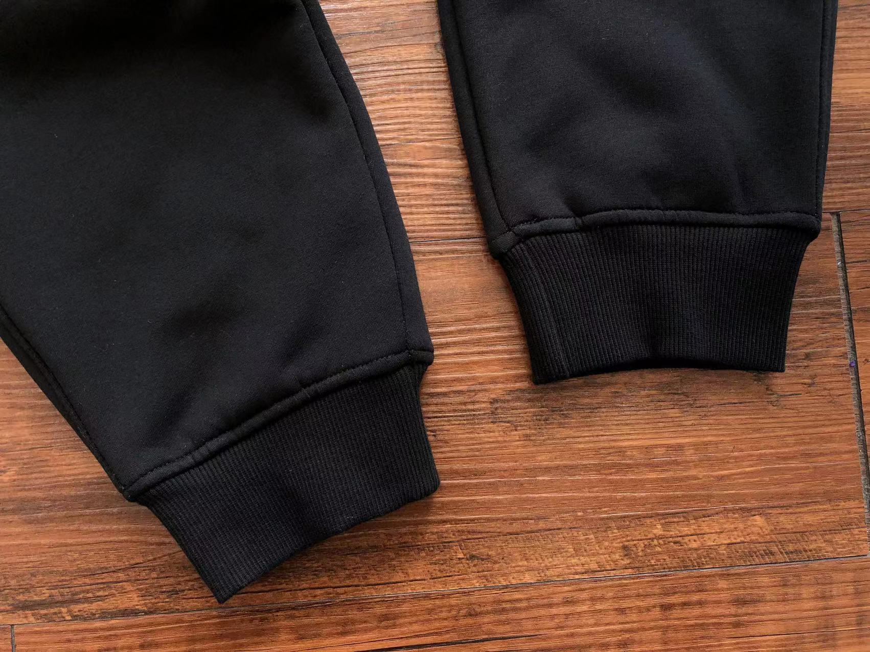 Pra*a Sweatpants