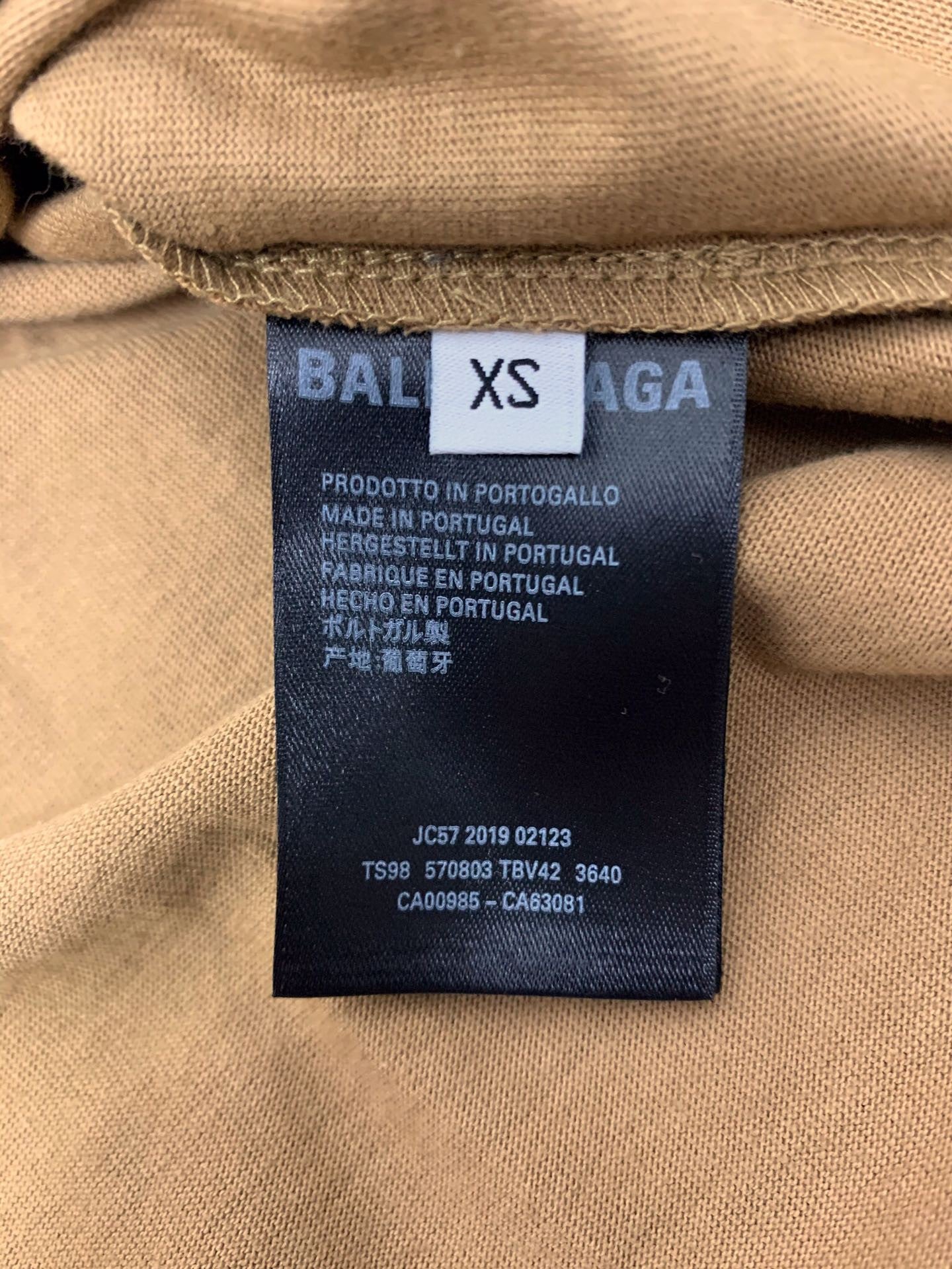 Ba1en*iaga T-shirt