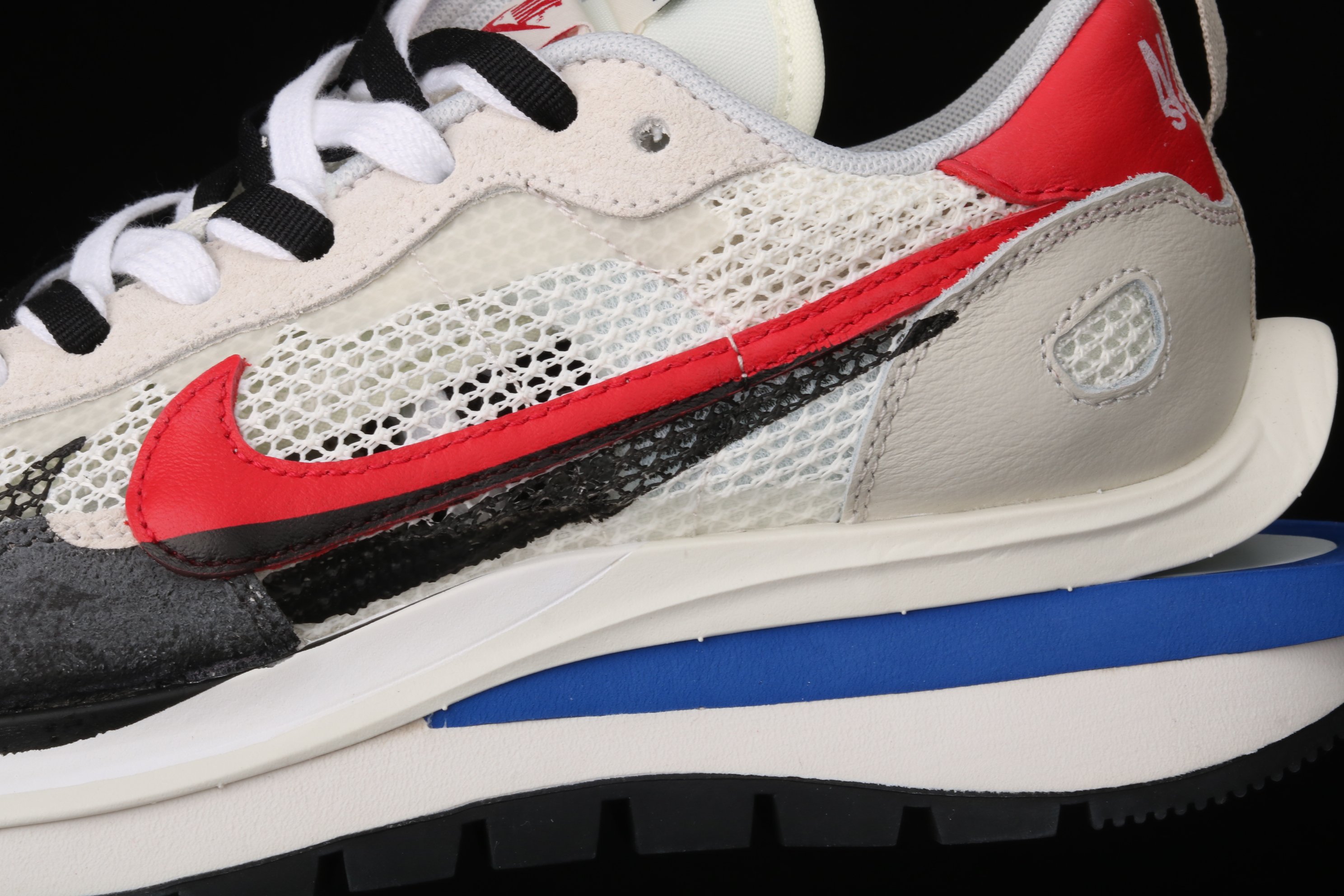 Sacai x Nike LVD Waffle Daybreak Wine Red