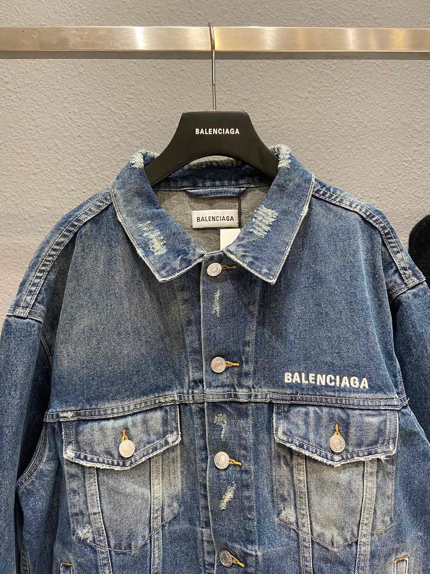Ba1en*iaga Jacket