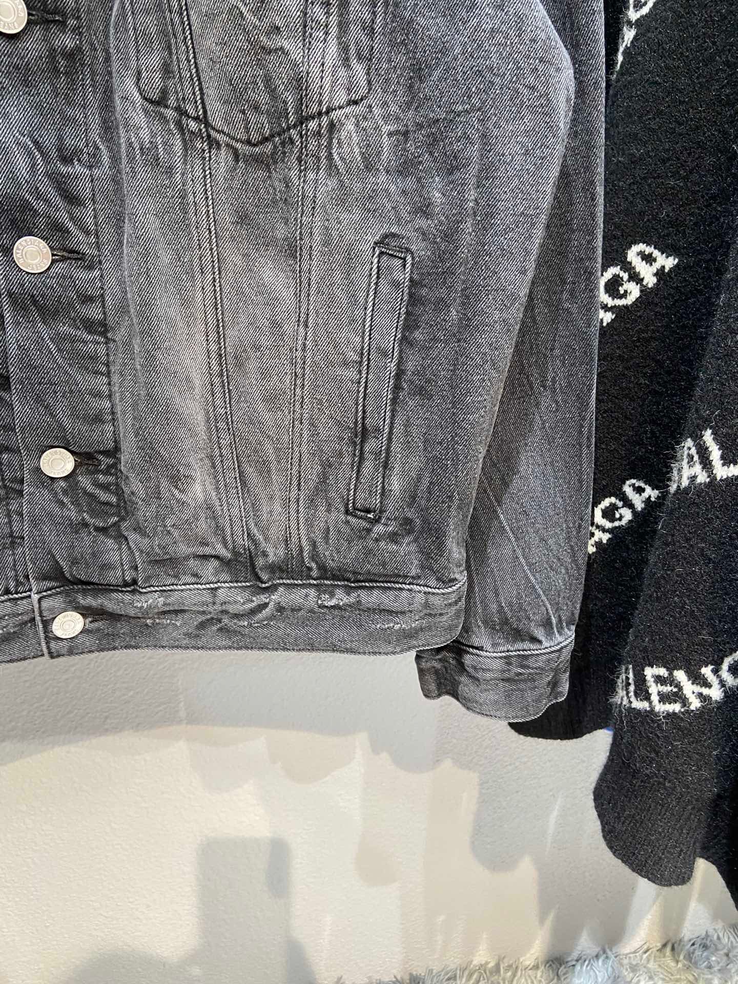 Ba1en*iaga Jacket