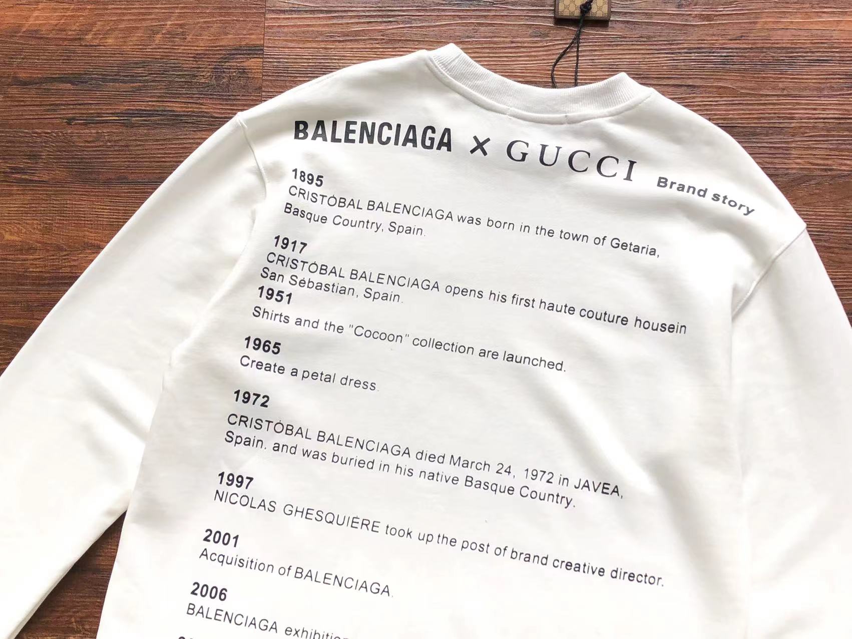Gvc*1 x Ba1en*iaga Sweatshirt