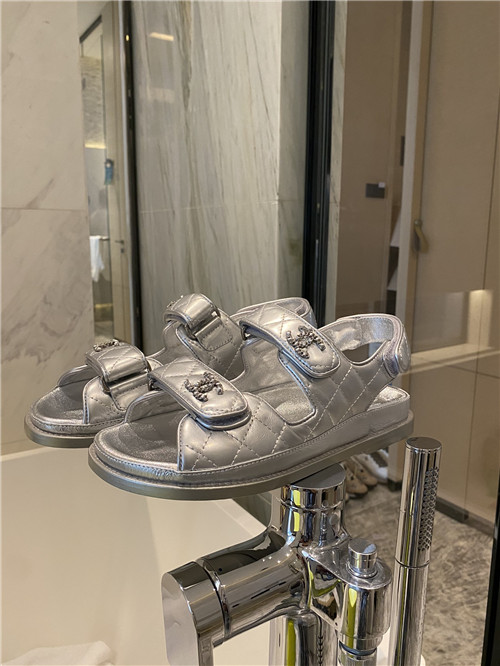 Ch**el flat beach shoes sandals