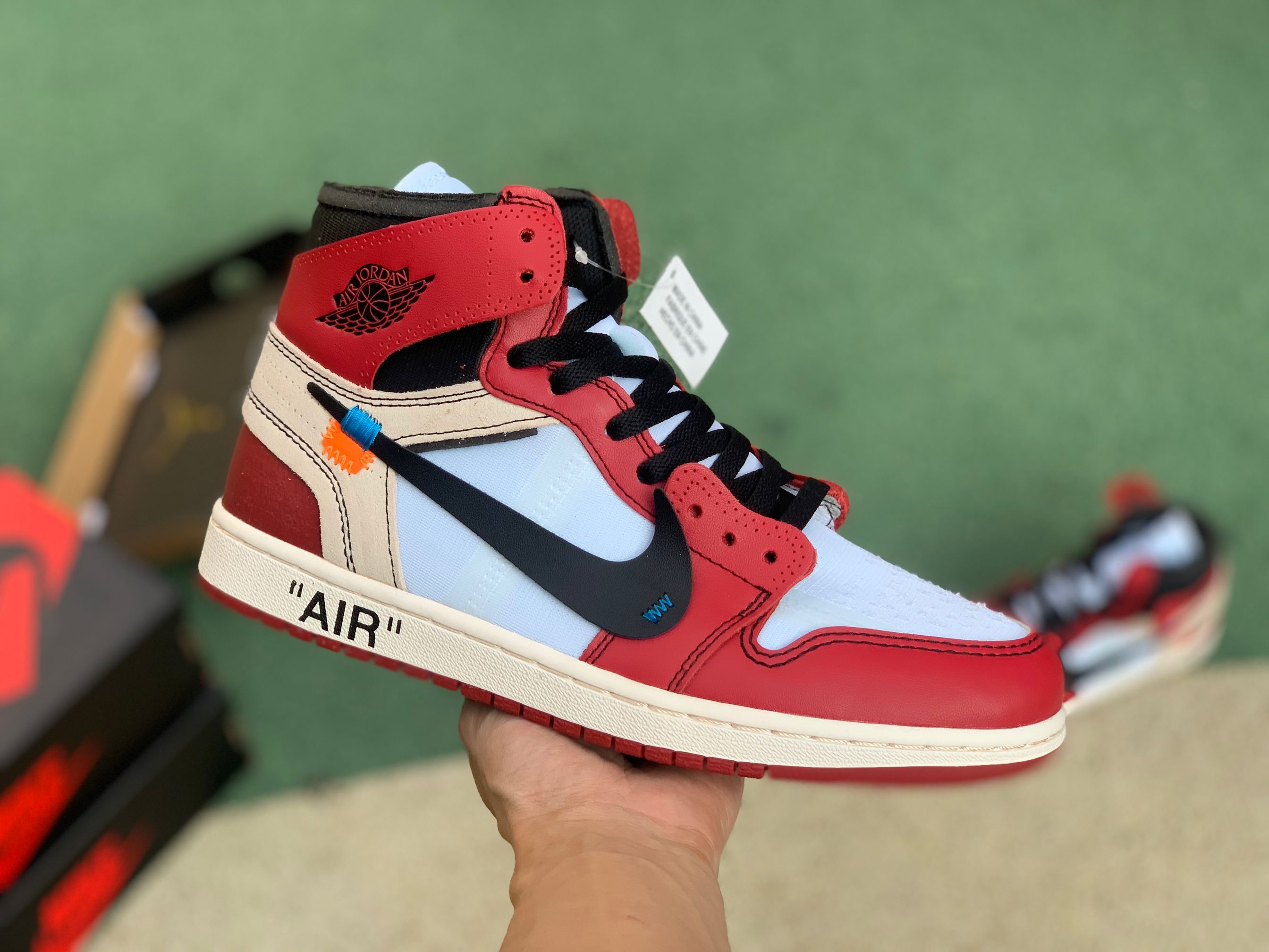 OFF WHITE Air Jordan 1 Chicago Red Extended Size