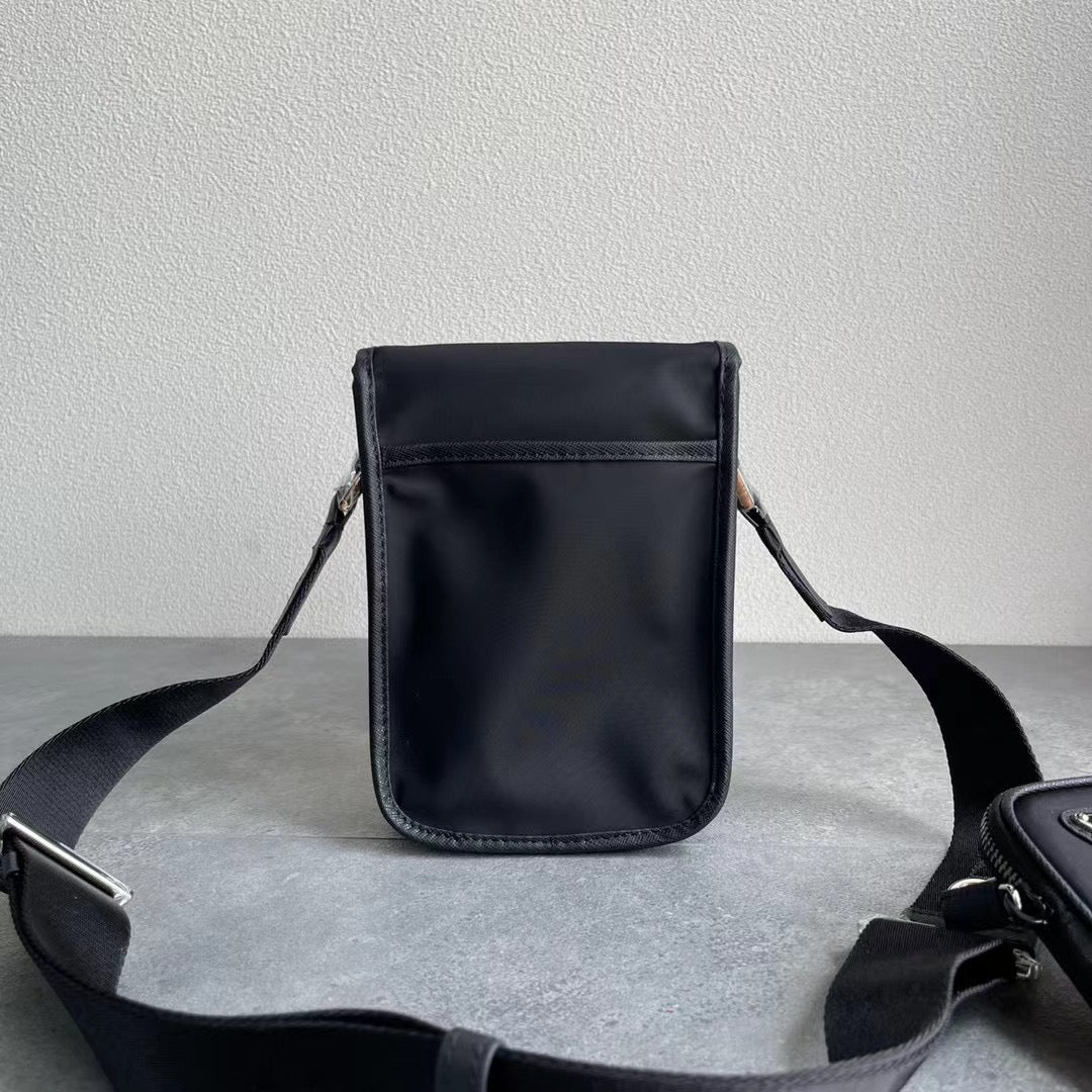 Pra*a Bag Dupe