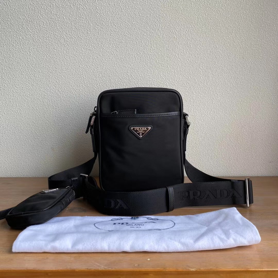 Pra*a Bag Dupe