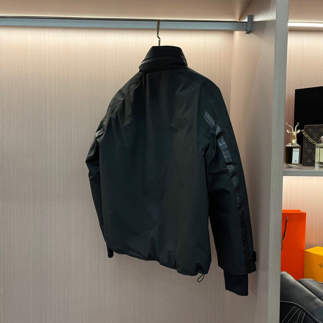 Pra*a Jacket
