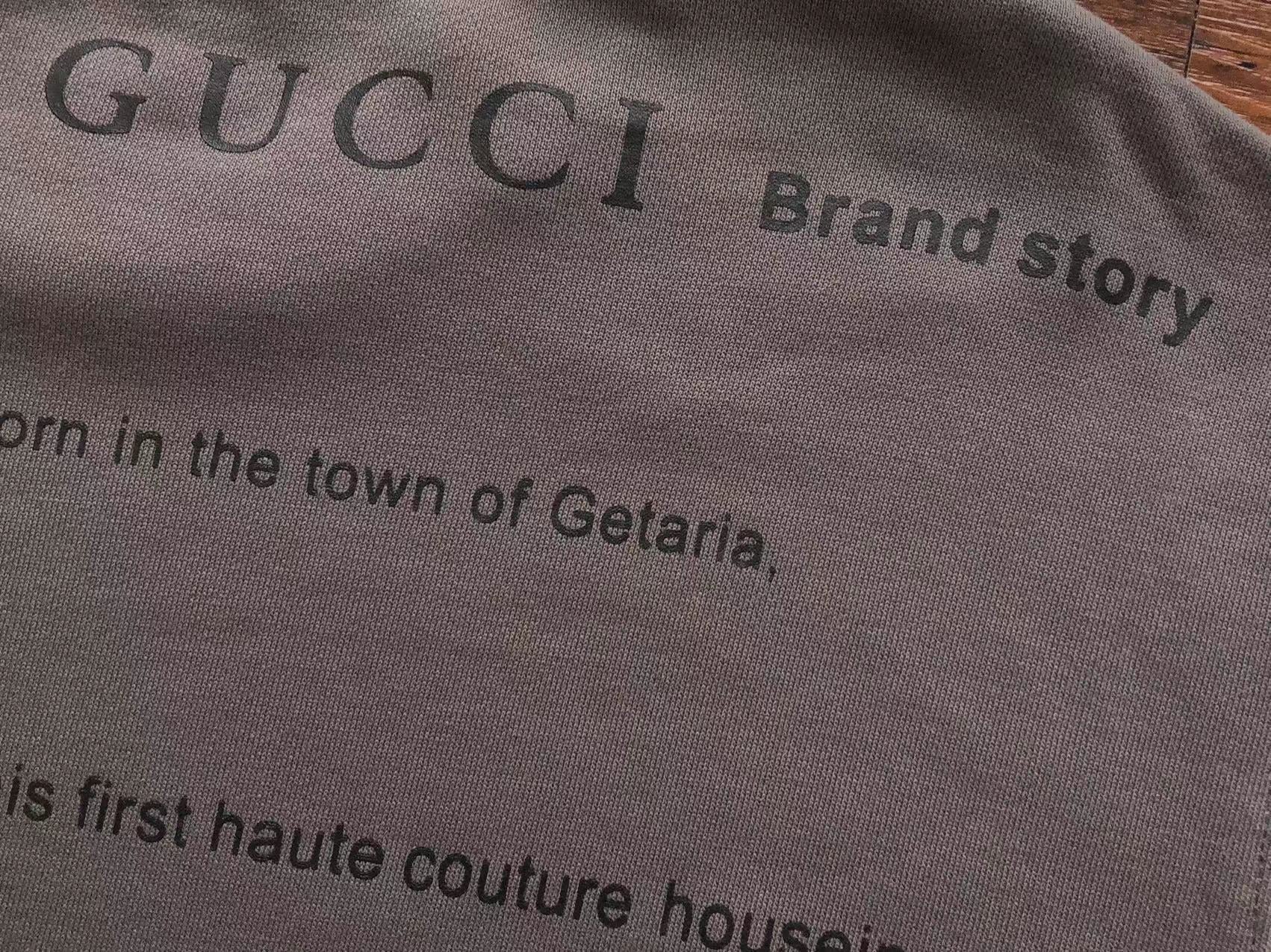 Gvc*1 x Ba1en*iaga Sweatshirt