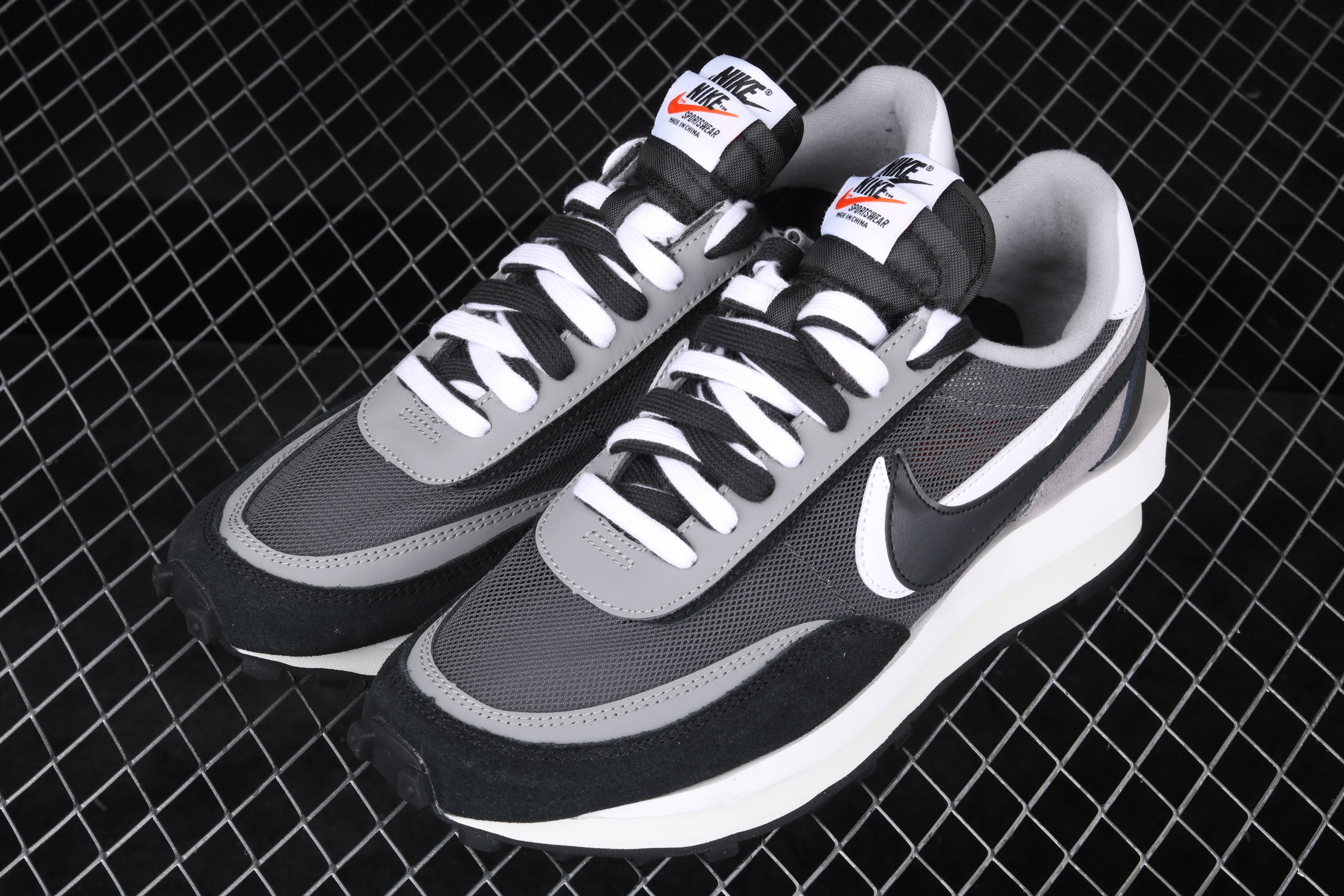 Sacai x Nike LD Waffle Black