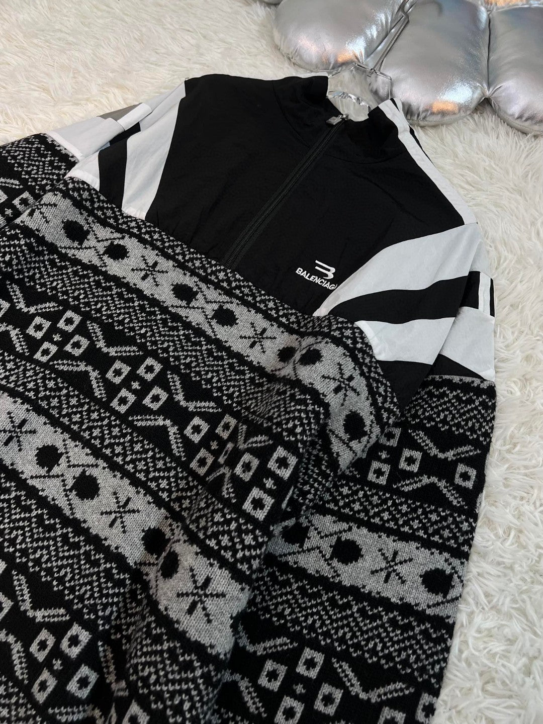 Ba1en*iaga Sweater