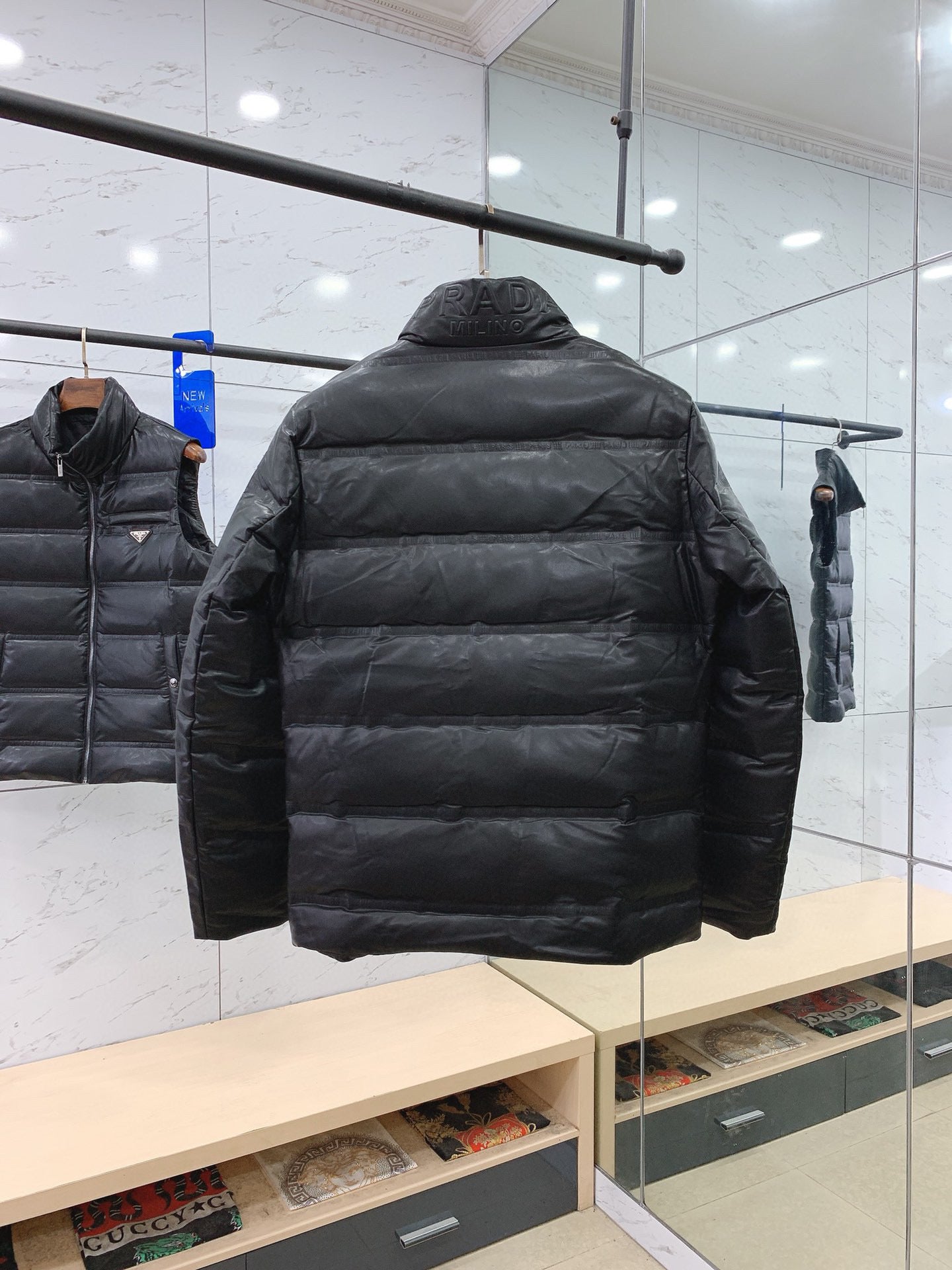 Pra*a Jacket