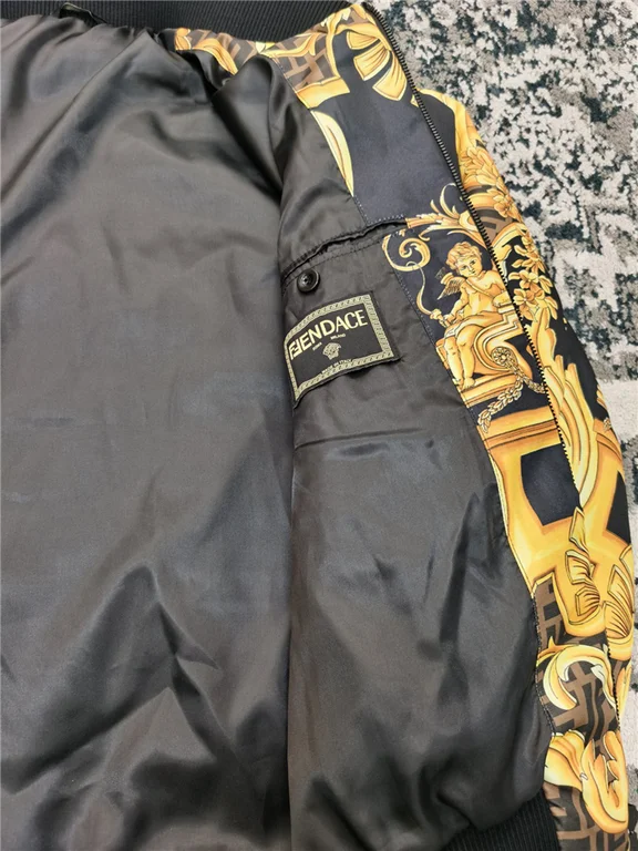 2022fw Versace Jacket