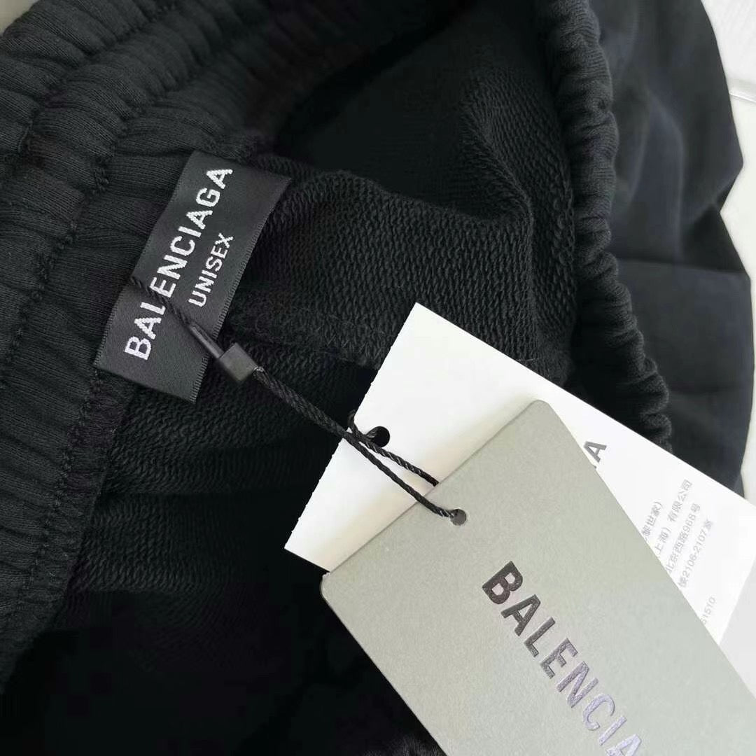 Ba1en*iaga T-shirt + Shorts Set