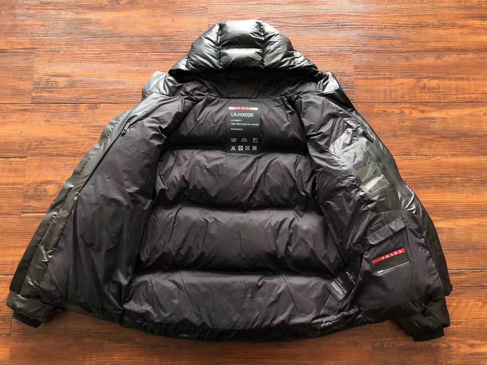 Pra*a Jacket